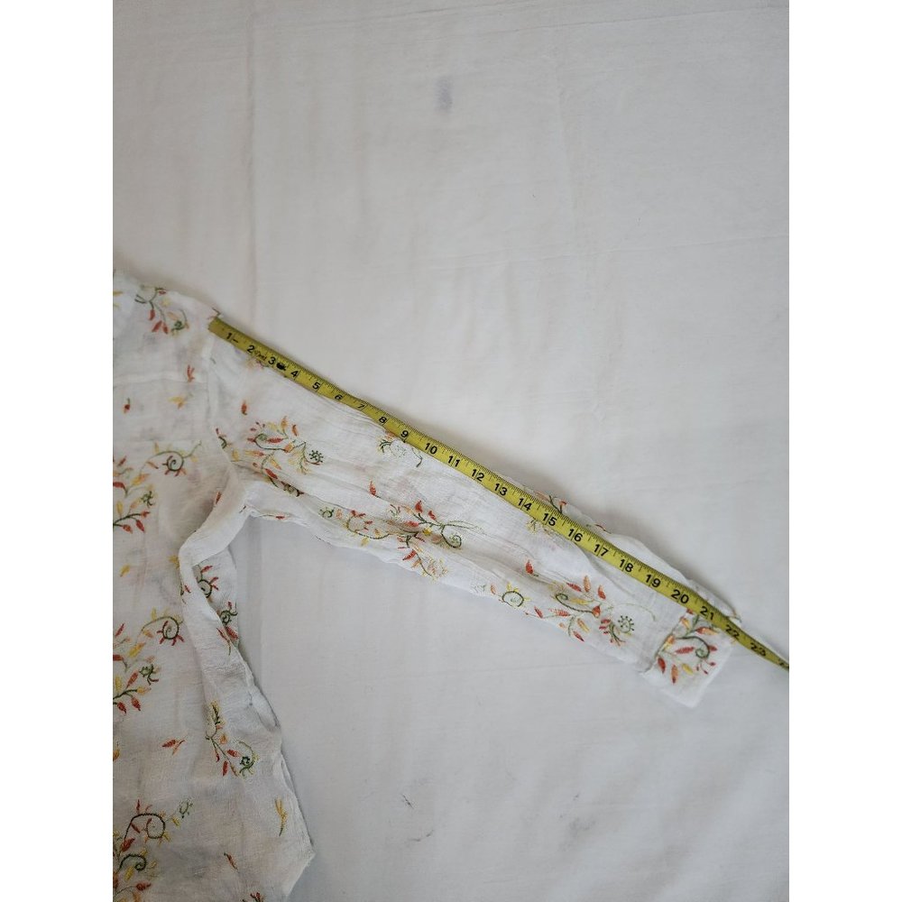 Figs and Flower Women's White Embroidered Floral Long Sleeve Blouse Size Small - Picture 13 of 14